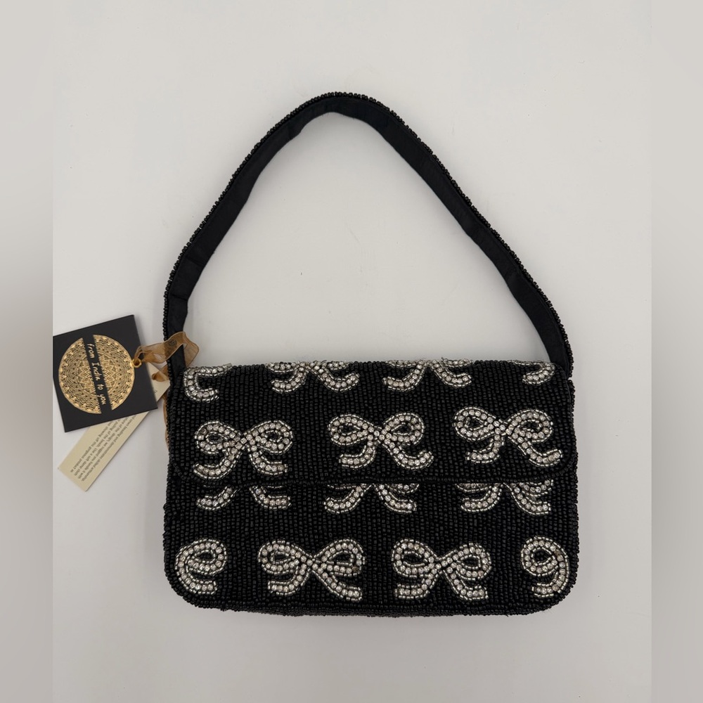 NWT Elegant Black and Silver Beaded Handbag “From India to You”🖤